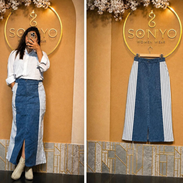 Denim skirt