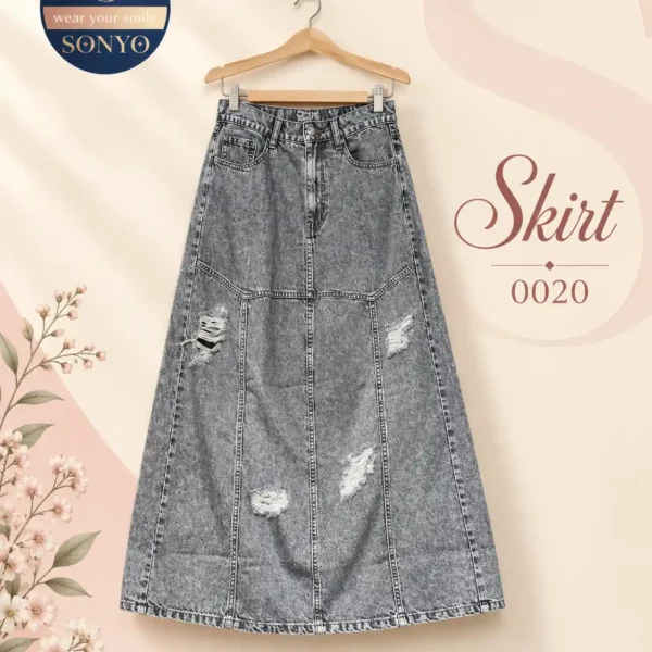 Ripped Grey Maxi Denim Skirt with Vertical Seams