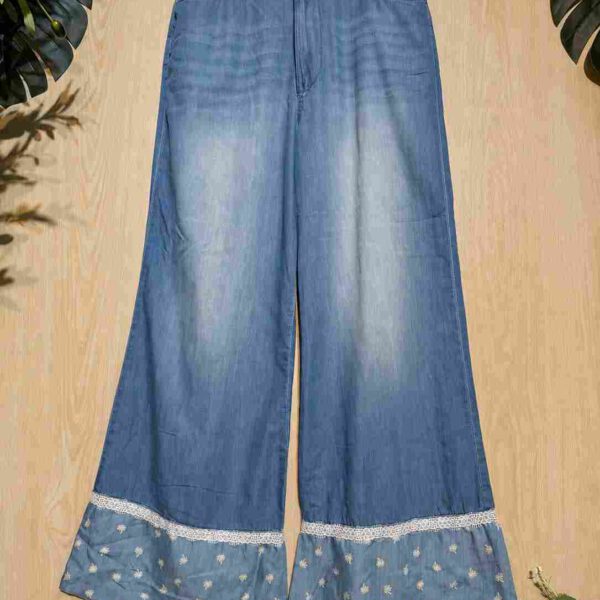 SONYO Floral Print Cuff Denim Culottes