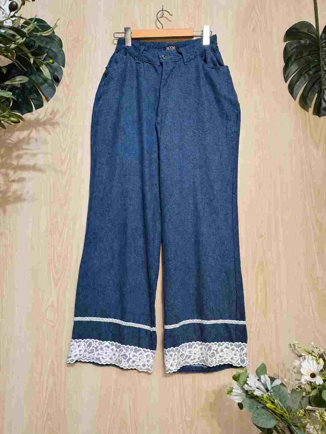 New Pntas08 Lace-Border Dark Denim Culottes - Image 1